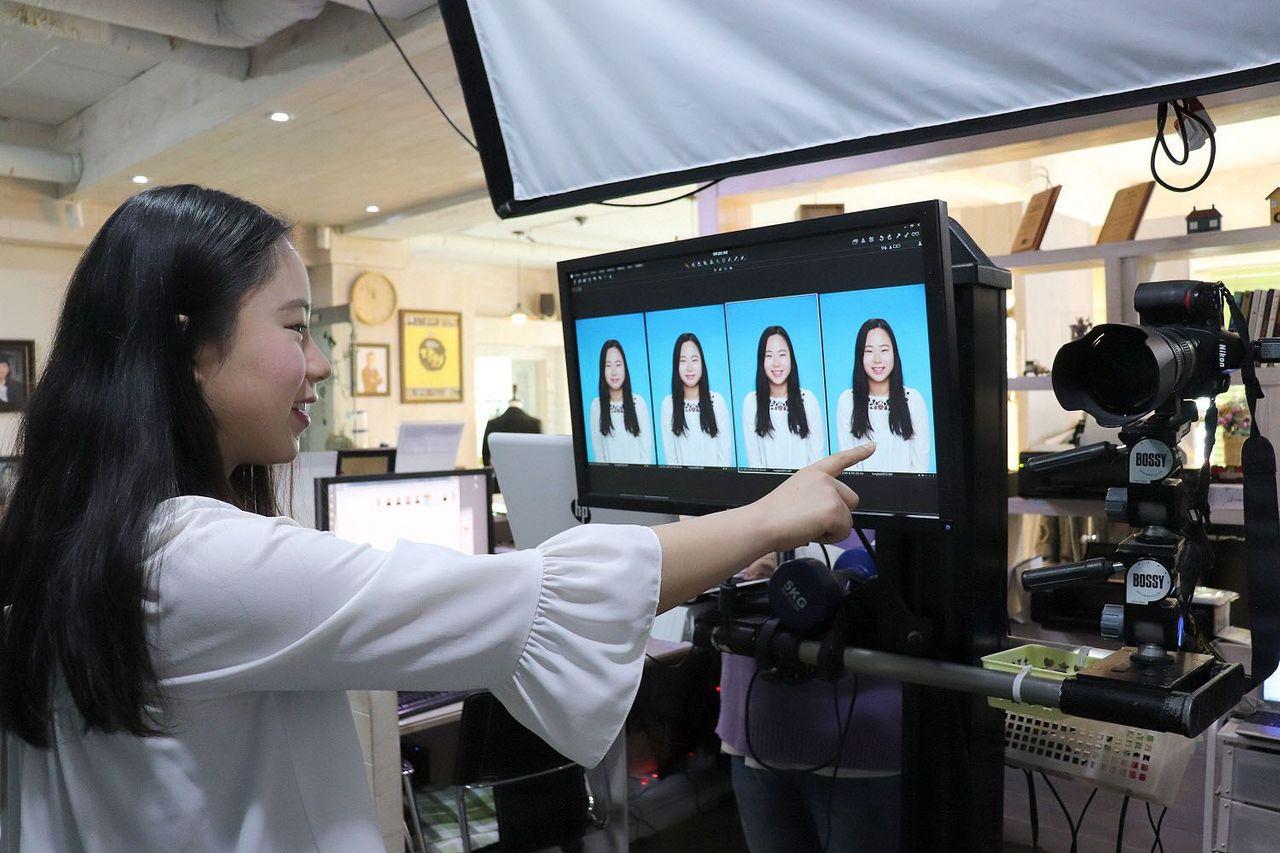 韓国証明写真、韓国フォトショップ、韓国スタジオ、韓国撮影、韓国写真館、フォトショップ、ウリトンネ写真館